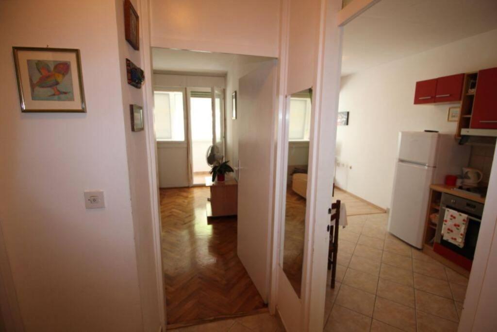 Old City/Beach 13 Minutes Away, Parking, For 4 Spalato Esterno foto